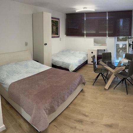 Luxury Town Center Apartments Zadar Exterior photo